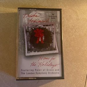 Hallmark‎ home for the holidays cassette
